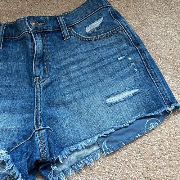 Aerie Shorts - Picture 2 of 4